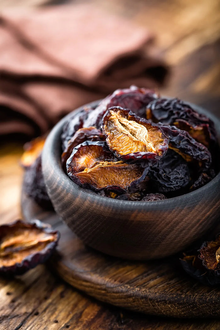 Dehydrated plums (prunes)