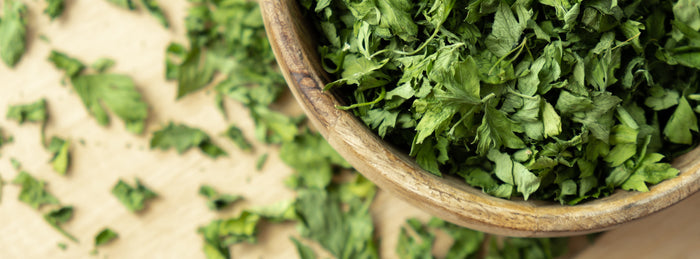 Dehydrated parsley