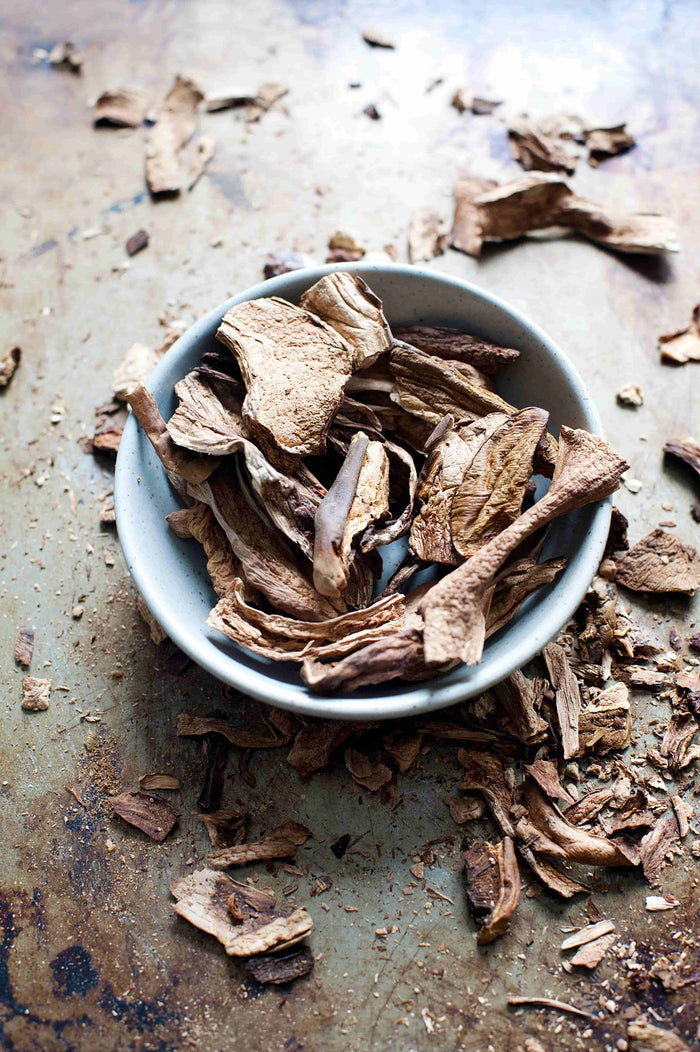 Dehydrated licorice root
